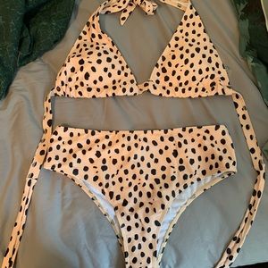 BRAND NEW BATHING SUIT